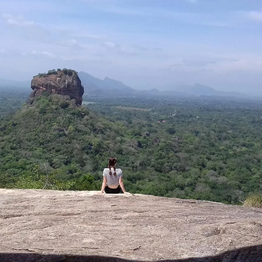 Bed & Breakfast Sigiri Shen Residence Sigiriya